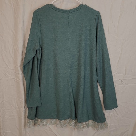 Green Waffle Knit Long Henley with pockets and lace size M/L - Picture 3 of 3